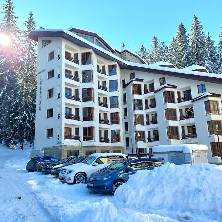Ski & Holiday Apartments In Pamporovo Eksteriør billede